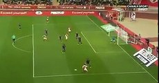 L'énorme mine de Moutinho en pleine lucarne !