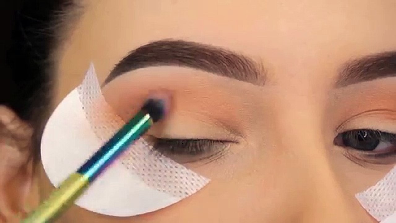 Gold Glitter Cat Eye Tutorial