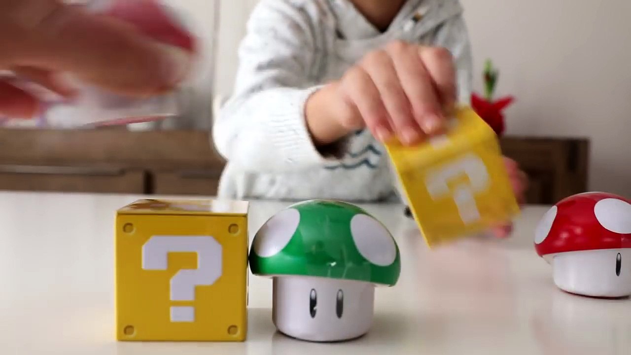 Any TOYS inside Nintendo Mario Surprise Boxes ❓-YoXwhmJGow4