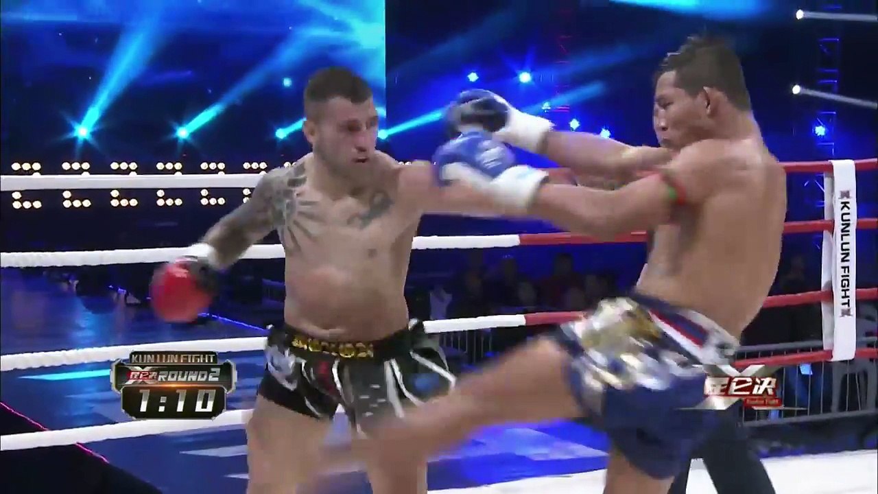 Aikpracha Meenayothin vs Steve Moxon