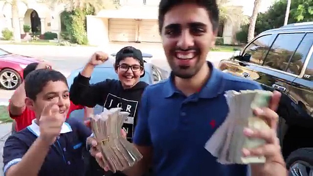 Paying CASH for a New Bugati