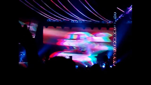 Muse - Supermassive Black Hole, Dublin Point Theatre, 11/03/2006