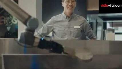 Ada Robot Yang Bisa Masak Burger Loh, Ini Dia...