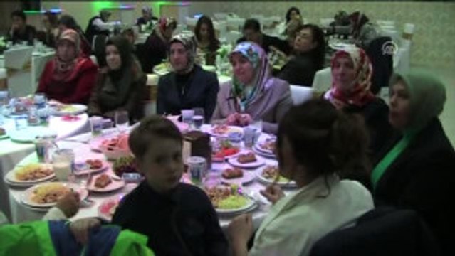 Temsili Kına Gecesi Ile Dünya Kadınlar Günü'nü Kutladılar