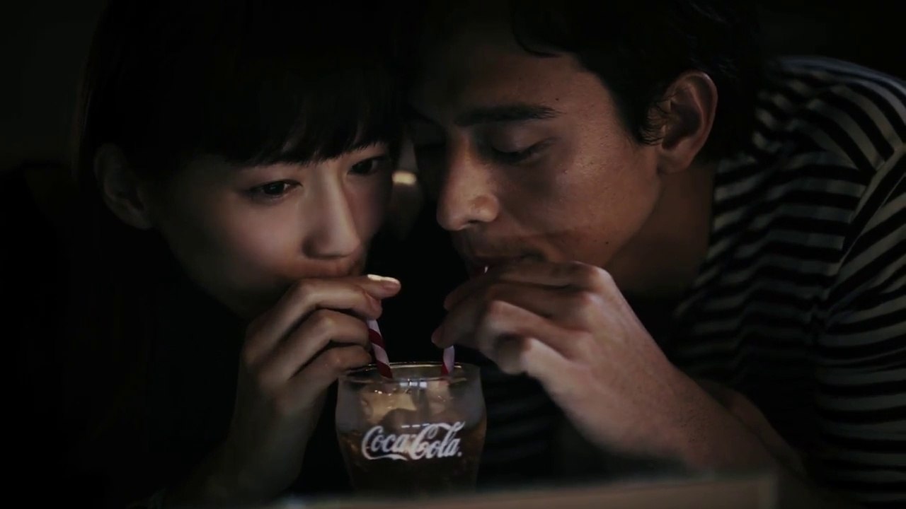 【綾瀬はるか　満島真之介　CM】コカ･コーラ 「ウチのコークは世界一 金曜ロードSHOW！」篇...