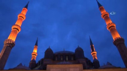 Maliye Bakanı Naci Ağbal: "Hollanda'daki Hadiseler Demokrasi Tarihine Kara Bir Leke Oldu"