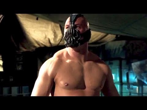 # 4 The Dark Knight Rises Focus sur Bane (Bonus DVD & Blu-Ray)