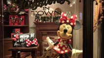 ºoº ミラコスタのステッカー発見！ 上海ディズニーランド ミッキーアベニューのショーウィンドウ Shanghai Disneyland Mickey Avenue Show case