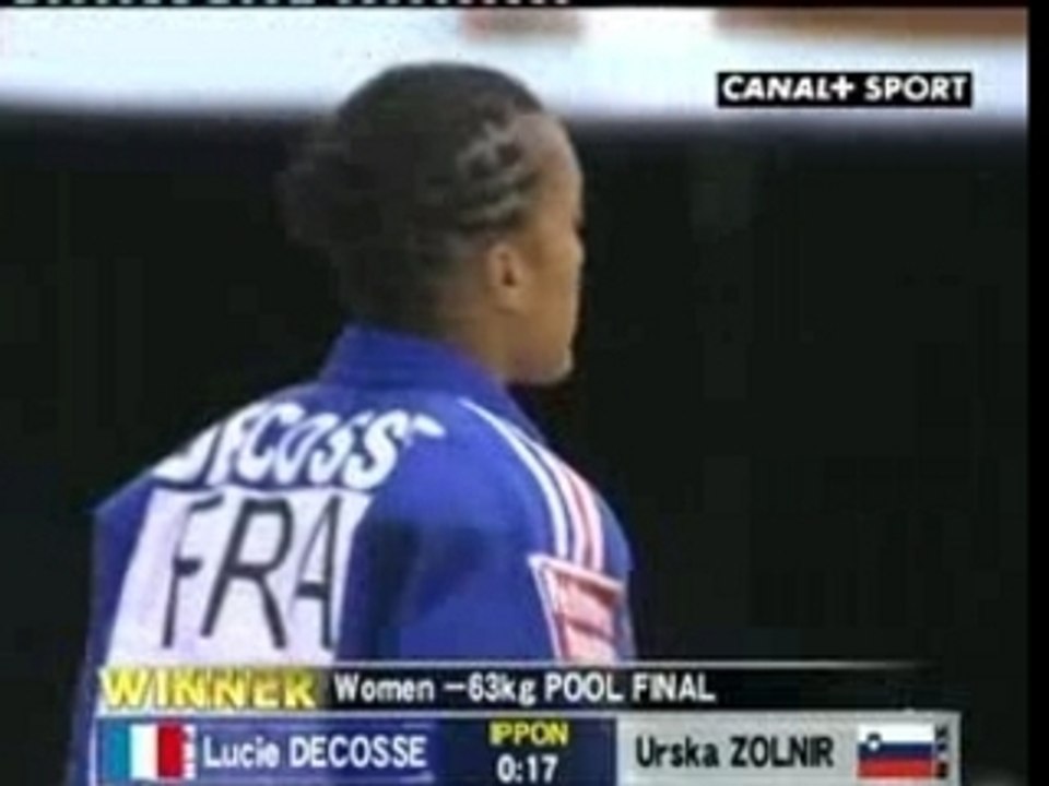 Judo 2007 Lucie DECOSSE (FRA) - Urska ZOLNIR (SLO)