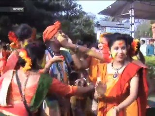 হোলির রঙে রঙিন ভারত