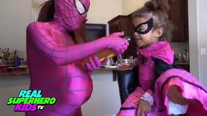 PREGNANT PINK SPIDERGIRL GROSS SMELLY FEET! w/ Spiderman Joker Anna FROZEN ELSA! Funny Sup