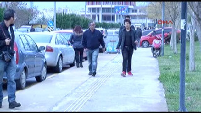 Antalya Öğrenciler Içerde, Veliler Dışarda Ter Döktü