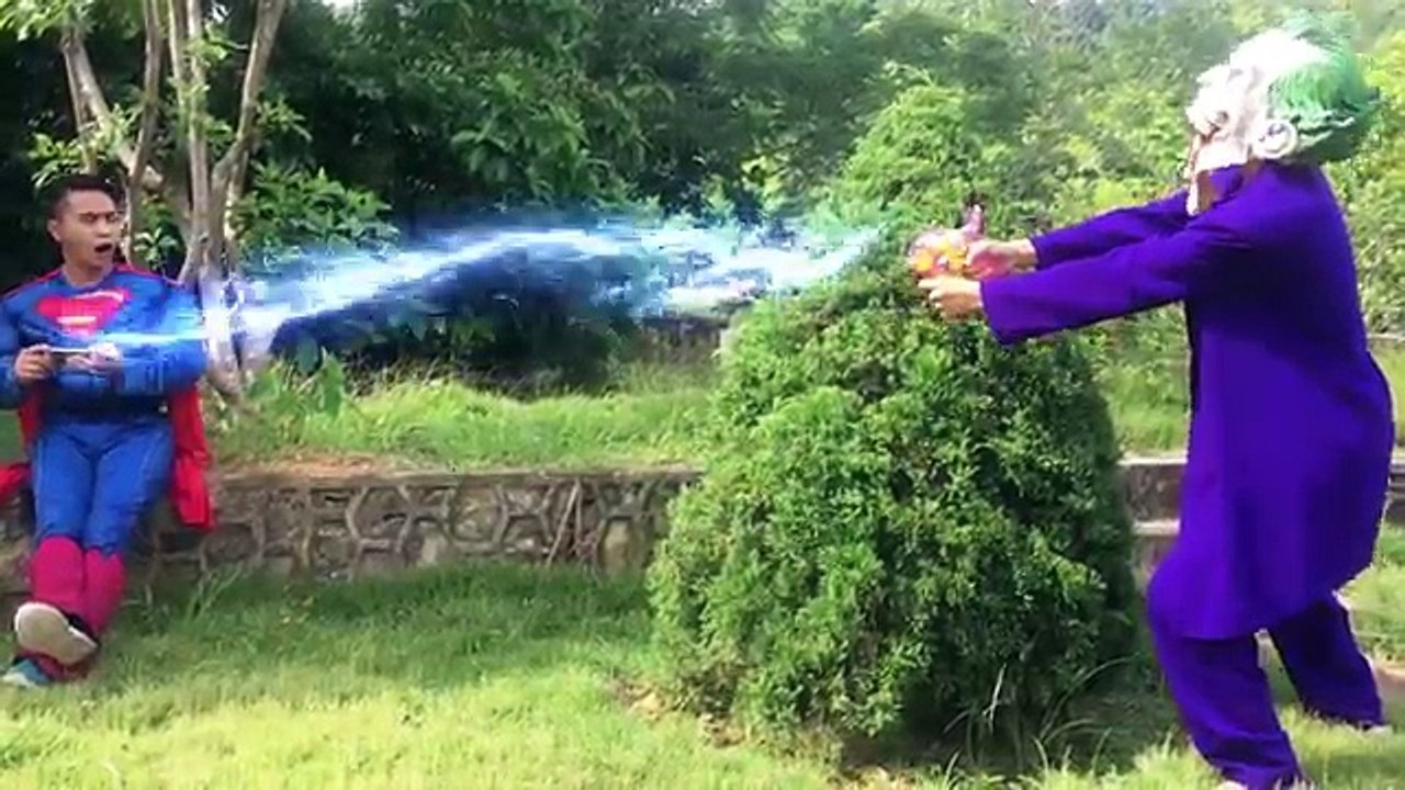 Double Pregnant FROZEN ELSA vs DOCTOR! w/ Spiderman vs Joker Maleficent Hulk Baby - Superh