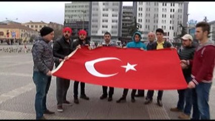 Samsun'da Hollanda Bayrağı Yakıldı
