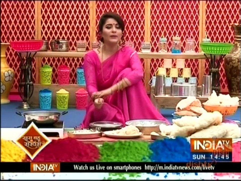 "Beyhadh" ke set par (Maya-Arjun ke Ghar Khushkhabri-Nanha Mehmaan) 12 March 2017