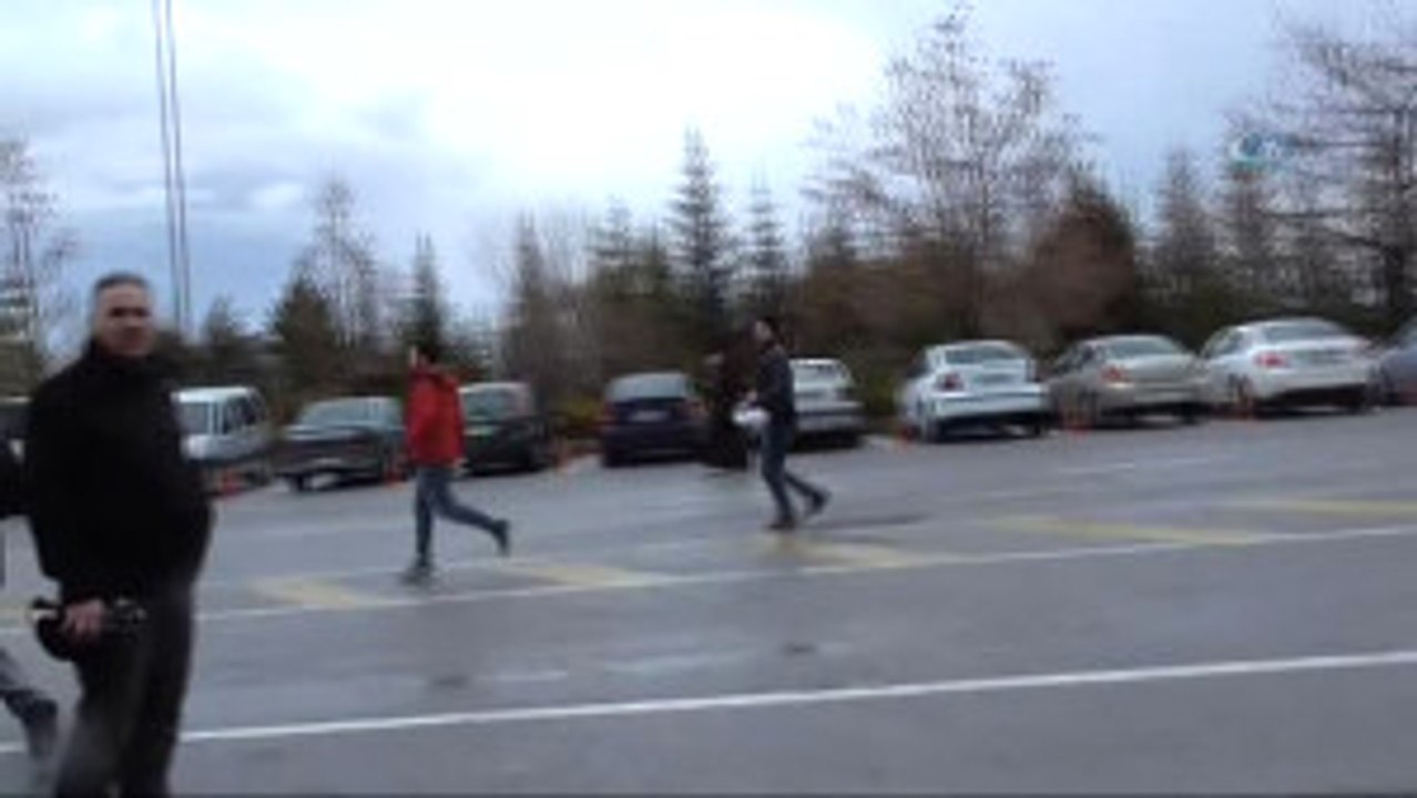 Ygs'ye Geciken Öğrenciler Gözyaşı Döktü