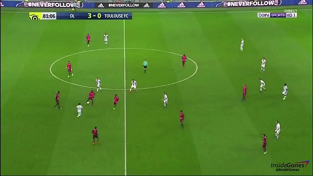 Com este golo Depay está na luta pelo PUSKAS