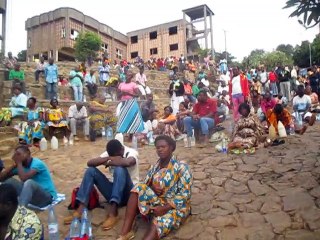 prière du chapelet conduite par la prophétesse Marie Lumiere