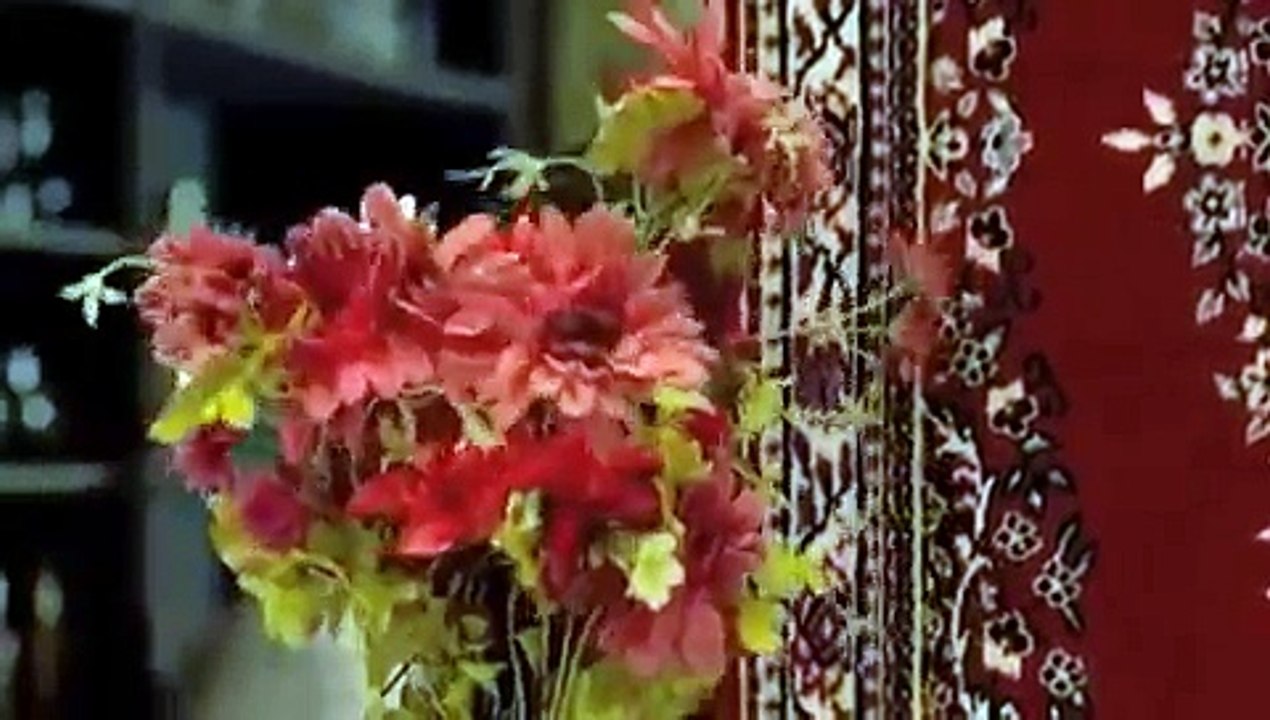 Tere Mast Mast Do Nain (HD) - Dabangg - Eng Sub