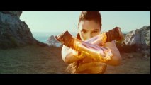 Wonder Woman İzle Fragman Full HD - Hdfilmdefteri.com