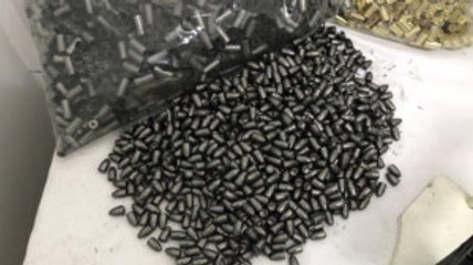 Istanbul'da Mermi Üreten Iş Yerine Baskın