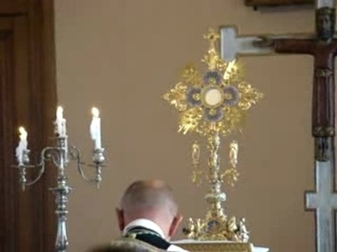 ADORATION DU SAINT SACREMENT