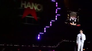 Korean stars singing 'Love back from the beginning' to heart fans - Music Bank In Hanoi