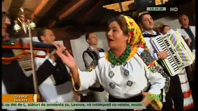 Laura Lavric - Hai, romani, de peste sate (Cu Varu' inainte - ETNO TV - 18.10.2015)
