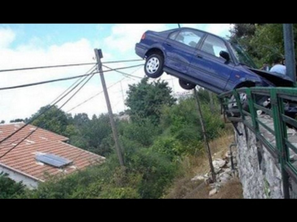 HOW DID IT GET HERE? IDIOTS ON WHEELS AND ROAD ACCIDENTS COMPILATION FOR YOU