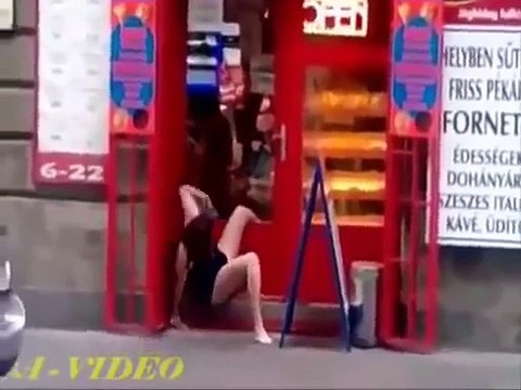 Пьяные бабы Пьяные приколы Жесть Drunken women Funny moments