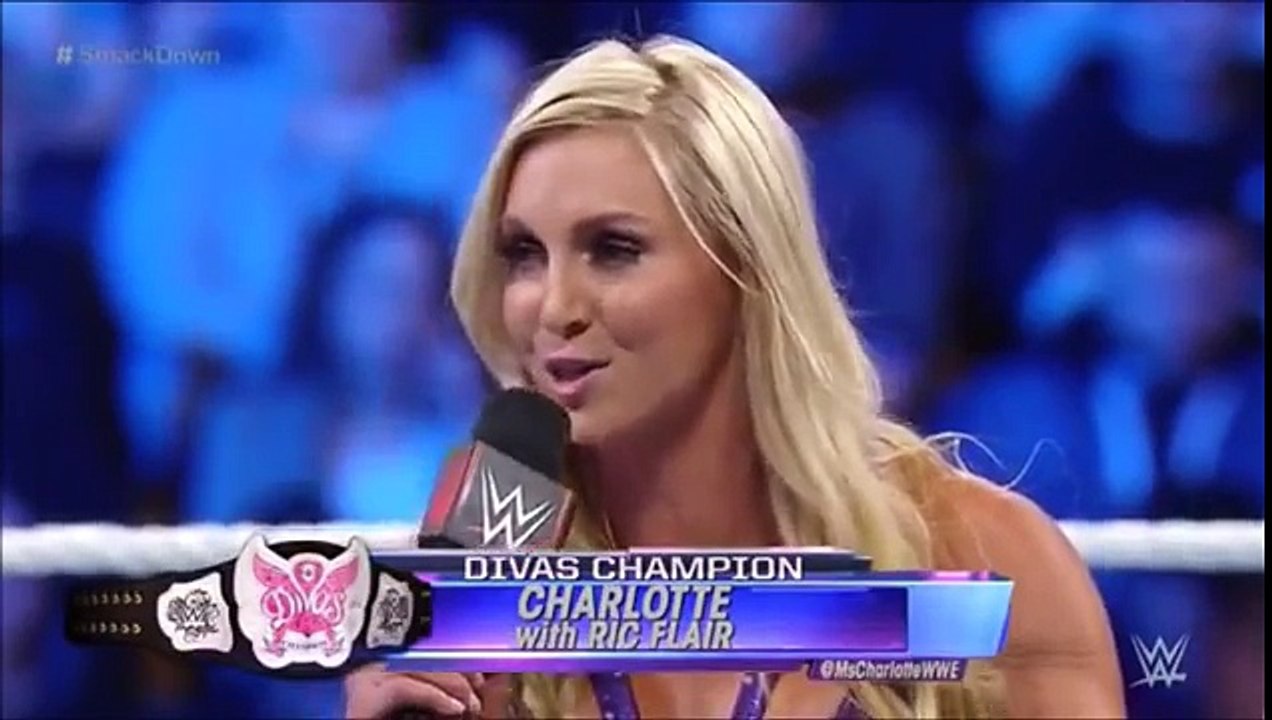 WWE Charlotte w /Ric Flair vs Sasha Banks