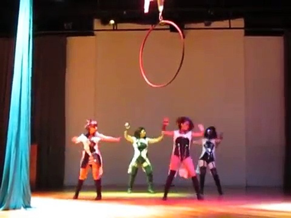 Presentacion de baile por KJCrew mix KPOP