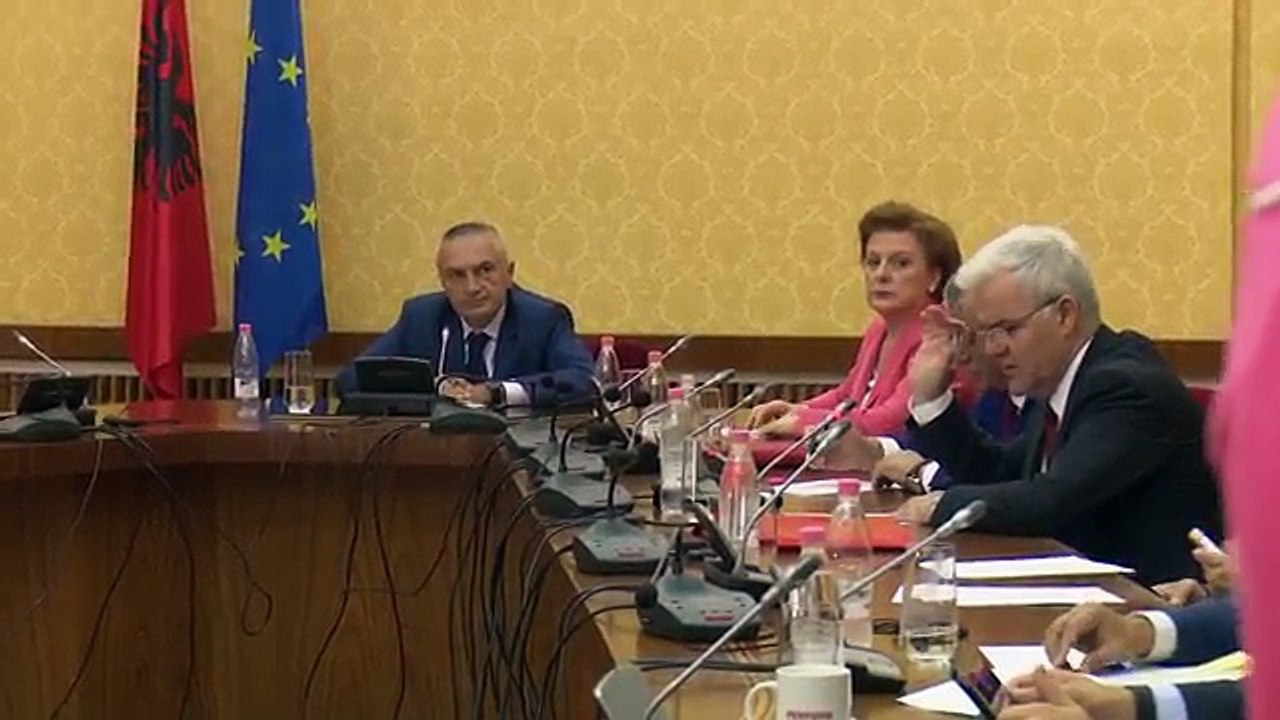 Meta Xhafaj Kuvend
