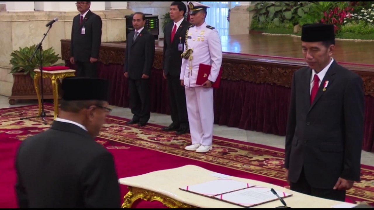 Presiden Jokowi Lantik 17 Duta Besar Republik Indonesia - Video Dailymotion