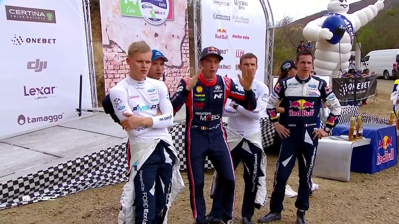 Rallye - Il sort de la route, se perd dans un parking mais gagne quand même !