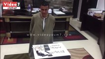 بالفيديو رئيس مباحث الجزيرة بسوهاج يتنكر بزى تاجر ويضبط متهم بحوزته 33 قطعة حشيش وفرد وطلقات