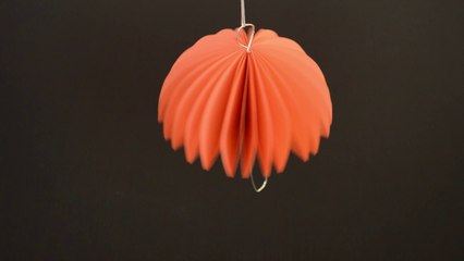 DIY : Fabriquez un parapluie en papier et fil de fer