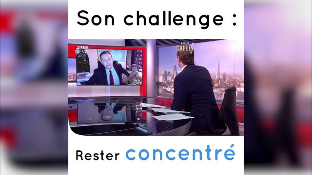 Le député dérangé par ses deux enfants, Dark Vador, Bob l'éponge et ses amis