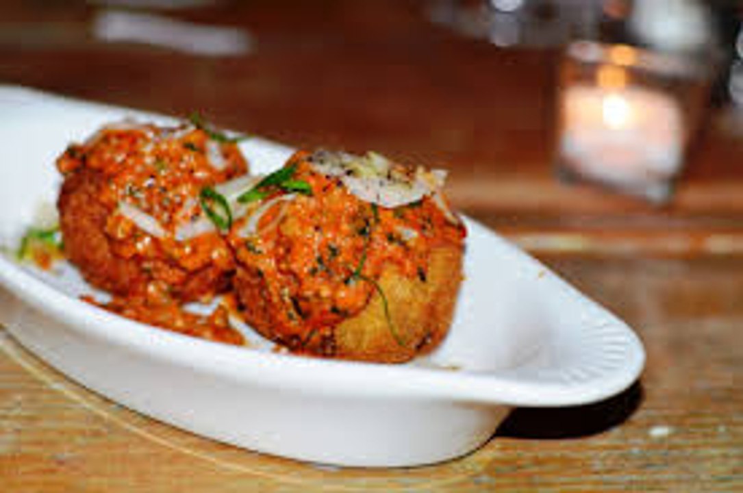 best lasagna recipe, easy meat la, white sauce for lasagna, white sauce lasagna, how to make lasagna rolls, how to make lasanga, best cheese lasagna recipe, best lasagna, meatball lasagna, lasagna meat recipe, best sauce for lasagna, lasagna in crock pot,