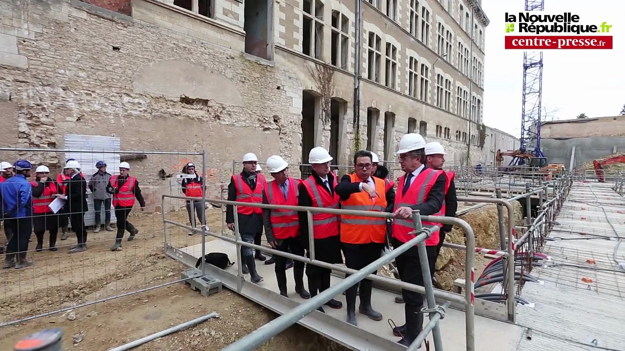 VIDEO. Poitiers. Les magistrats et le maire de Poitiers visitent la future cité judiciaire
