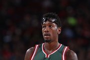 Depleted Cavs sign Larry Sanders to two-year deal
