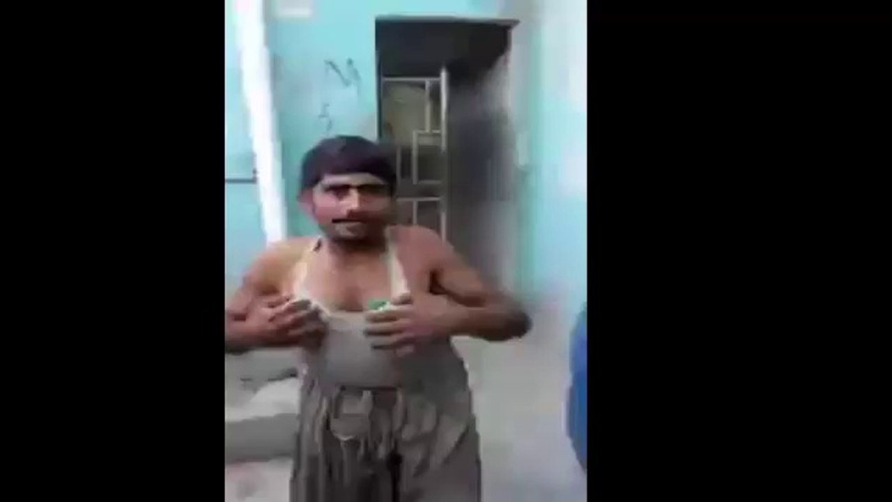 اس بندے نے تو کمال کر دیا عورتوں کی تو بند کر دی وہ کیا