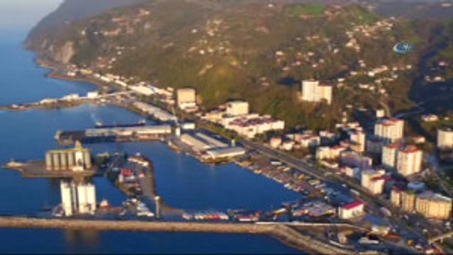 Sarp Sınır Kapısı'ndaki Yenileme Çalışmaları Tır ve İnsan Kuyruğuna Neden Oldu