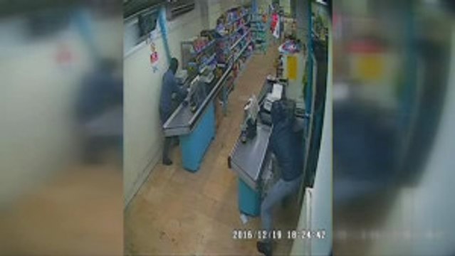 İstanbul'da Gasp Çetesi Çökertildi...gasp Çetesi Kamerada