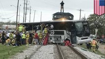 再現CG・米ミシシッピ州でバスと貨物列車が衝突　4人死亡
