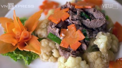 Súp lơ xào bò ngon cơm cho ngày mát