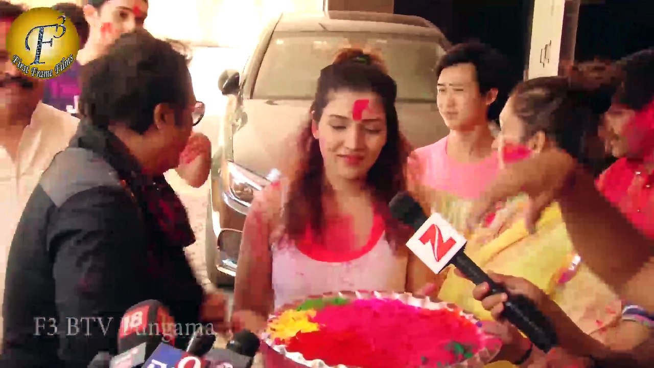 SHABANA AZMI, GOVINDA & SURESH OBEROI HOLI CELEBRATION