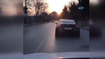 Istanbul Trafiğinde Tehlikeli Şov