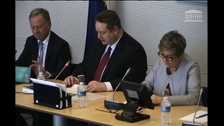 Affaires européennes présentation du rapport sur les suites du référendum britannique et le suivi des négociations