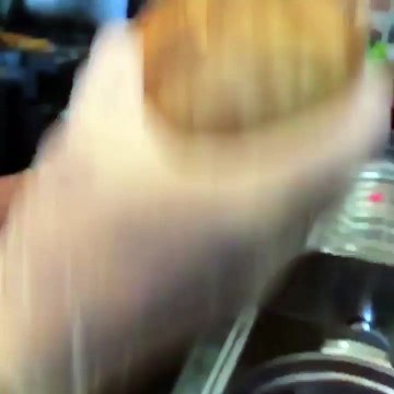 Machine qui réalise des tranches de pommes de terre